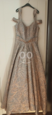 الملابس، الأحذية والزينة في اشرفيه - dress used like new