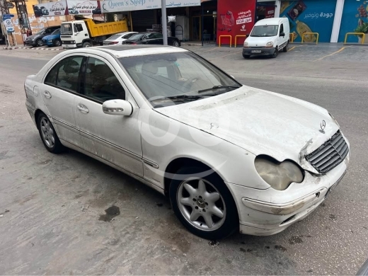 Mercedes-Benz in Habbouche - Mercedes c240 2002