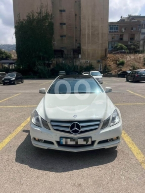 Mercedes-Benz in Beirut City - Mercedes E200 2011