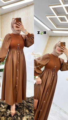 الملابس، الأحذية والزينة في Loussiya - Dress