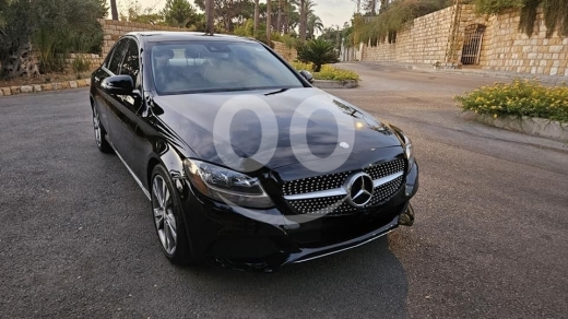 Mercedes-Benz dans Beyrouth - C300 2017