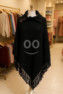 Clothes, Footwear & Accessories in Loussiya - كاب نسواني