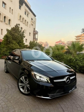 Mercedes-Benz dans Zouk Mikaël - Mercedes Cla 250 2019
