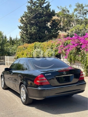Mercedes-Benz in Aley - مرسيديس ٢٠٠٣