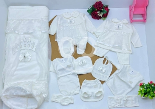 Produits pour bébés et enfants dans Tripoli - طقم استقبال مواليد "العروس" 10 قطع - أبيض قطني فاخر | 10-Piece Baby "Bride" Welcome Set-White Cotton