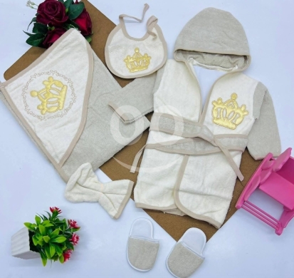 Produits pour bébés et enfants dans Tripoli - طقم حمام مواليد ملكي قطن 100% بتصميم التاج | 100% Cotton Royal Baby Bath Set with Crown Design