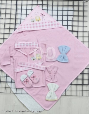 طقم حمام مواليد ملكي قطن 100% بتصميم التاج | 100% Cotton Royal Baby Bath Set with Crown D… — 3