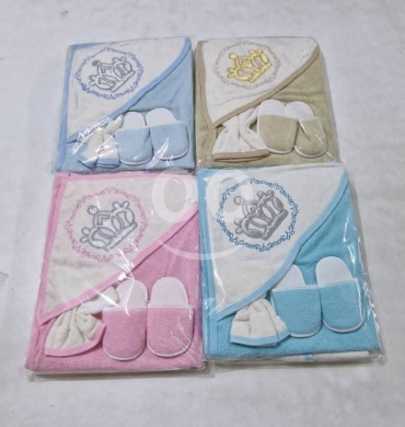 طقم حمام مواليد ملكي قطن 100% بتصميم التاج | 100% Cotton Royal Baby Bath Set with Crown D… — 5
