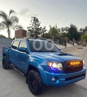 Toyota dans Aigre - Toyota Tacoma 2010