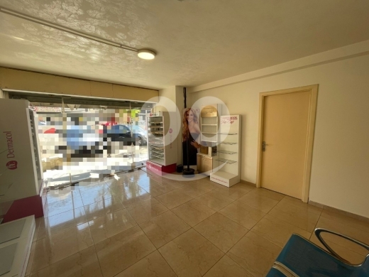 Commercials for sale in Bir Hassan - صالة عرض للبيع في بيروت/بير حسن