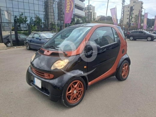 سمارت في مدينة بيروت - Smart Fortwo موديل 2006