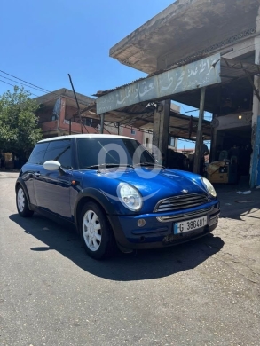 Mini in Beirut City - mini cooper 2004