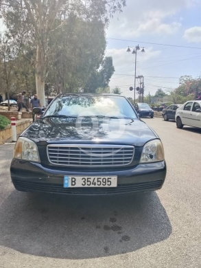 Cadillac in Hadeth - Cadillac DeVille 2001