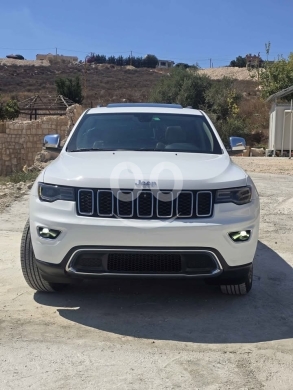 Jeep in Ksaybeh - 2017 Jeep grand cherokee