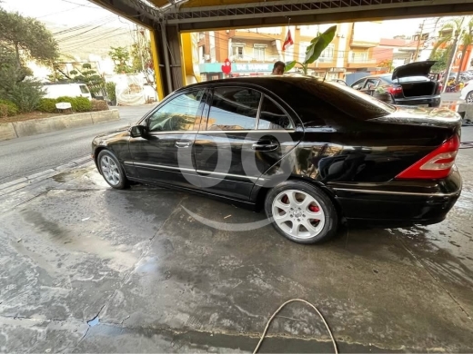 Mercedes-Benz dans Zouk Mikaël - C320 2001