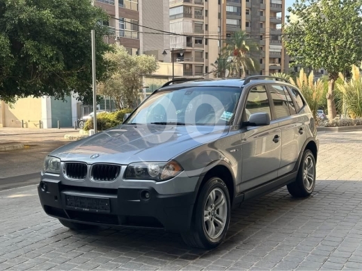BMW dans Beyrouth - X3 2005