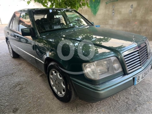 مرسيدس بنز في طرابلس - Marcedes 220 moudel 94