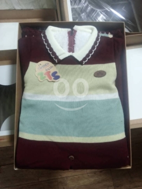 طقم ملابس شتوي للأطفال 3 قطع - أزرق ومارون | 3-Piece Baby Winter Clothing Set - Blue & Ma… — 2