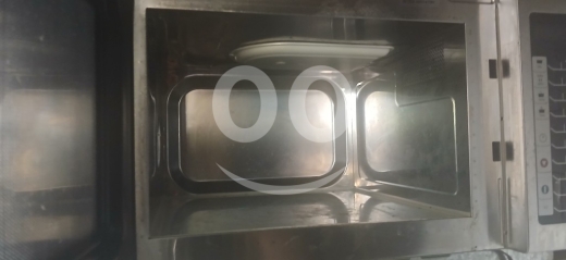 Other Goods in Al Dahye - ماؤكرويف اميركي صناعي للمطاعم