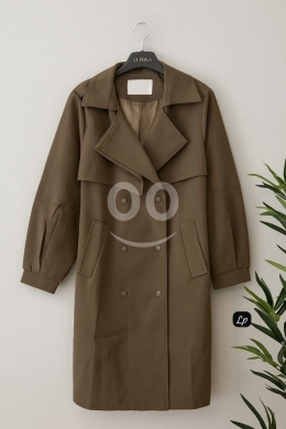 Vêtements, chaussures et accessoires dans Tripoli - Trench coat