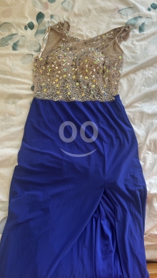 Clothes, Footwear & Accessories in Amioun - Bleu dress