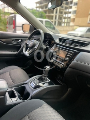2017 Nissan Rogue SV Midnight Edition Crossover | 2.5L 4-Cyl, Push Start, Blind Spot — 6