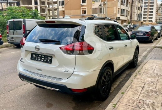 2017 Nissan Rogue SV Midnight Edition Crossover | 2.5L 4-Cyl, Push Start, Blind Spot — 7