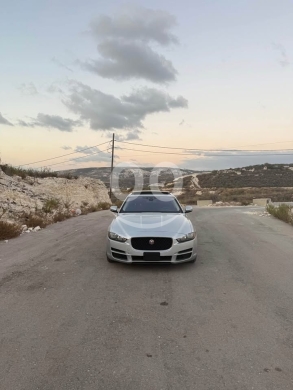 Jaguar in Chekka - Jaguar XE 2017