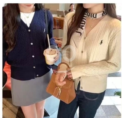 *Classy Meets Casual - Timeless Style for Everyday Wear* — 7