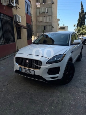 Jaguar in Antelias - Jaguar E-Pace 2018