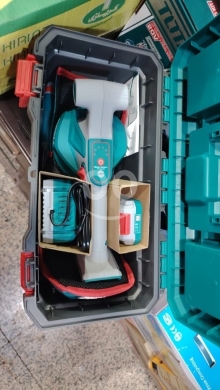 DIY Tools & Materials in Al Beddaoui - هزاز ورجراج بلاط لاسلكي توتال 20 فولت جديد | Total 20V Cordless Tile Vibrator New