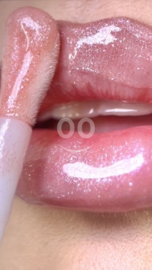 ملمع شفاه بنكهات الفواكه المنعشة من سدرة | Sedra Flavored Lip Gloss — 3