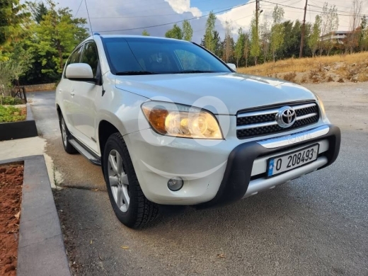 Toyota dans Deir Qoubel - TOYOTA RAV4 Model 2006