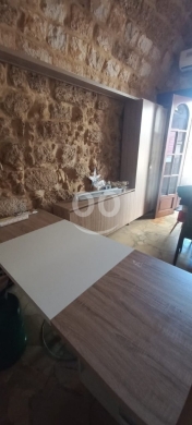 Mobilier et équipement de bureau dans Zouk Mikaël - OFFICE FURNITURE