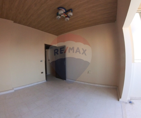 شقق للبيع في أبو سمرا - R9-2754 Apartment for Sale in Abou Samra - Tripoli | 150m²