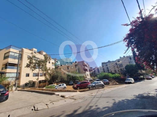 Lands for sale in Mansourieh - Land with prime location 4sale in Mansourieh - أرض للبيع في المنصوريةJY19L54