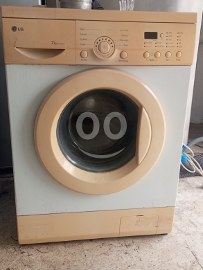Other home appliances in Borj Hammoud - غسالة 7كغ شغالة مية بالمية مكفولة بحالة جيدة متوفر التوصيل والتجريب عندك برج حمود
