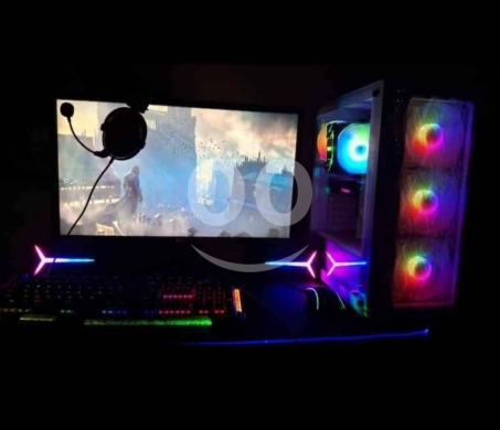 Gaming Console & Accessories in Tripoli - FULL Setup Gaming Pc