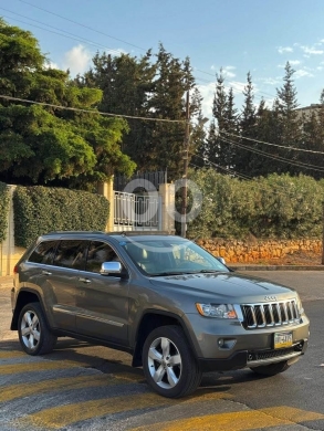 جيب في طرابلس - Jeep Grand Cherokee Model 2011