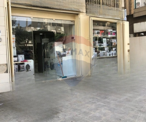 عقارات تجارية للبيع في Miten - R9-2767 Connected Shops + Warehouse for Sale in Tripoli | Miten&rsquo;s Main Road