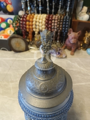 Antiques & Collectibles في Btouratij - ماغ ألماني (شتاين) بورسلان وقصدير - مزخرف بالنقوش البارزة وغطاء رأس تنين