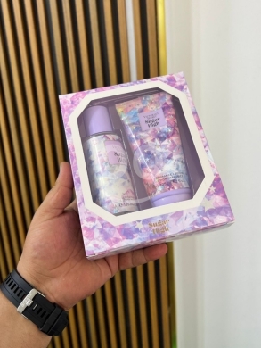 Set Victoria's Secret splash and lotion — 8