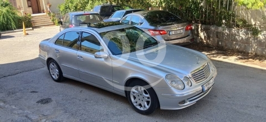 مرسيدس بنز في علما - E320 model 2003