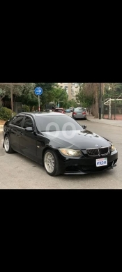 BMW in Beirut City - 325 2006