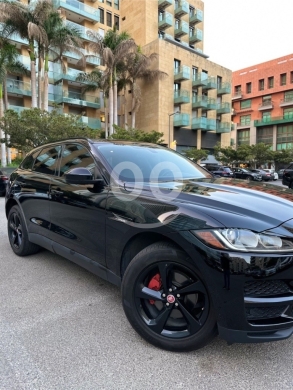 Jaguar in Hazmiyeh - F Pace 2018 V4 Turbocharged BLACK EDITION