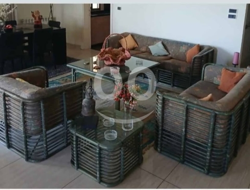 Other home furniture in Mazraat Yachouh - Salon for sale