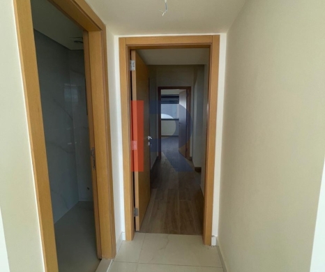 R9-2782 Spacious 3BR Apartment in Balamand with Panoramic Balconies — 2