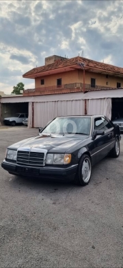 Mercedes-Benz in Beirut City - Mercedes W124 Model 1992