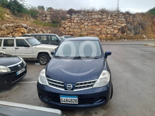 نيسان في مدينة بيروت - Nissan tida 2011