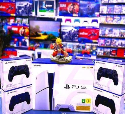Gaming Console & Accessories in Dekouaneh - PS4 PS5 NINTENDO SWITCH
